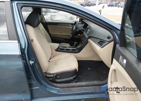 2016 Hyundai Sonata Se z USA, uszkodzony, nr VIN 5NPE24AF8GH292715